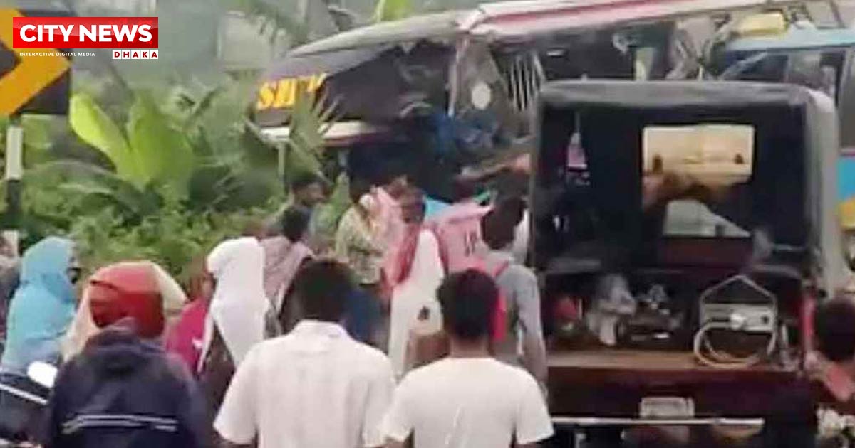 ময়মনসিংহে দুই বাসের সংঘর্ষে নিহত ২, আহত ১০