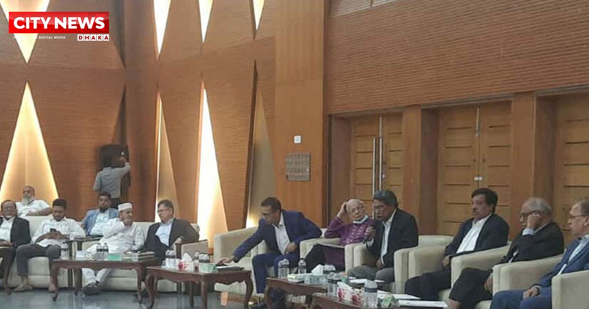 জুলাই সনদ: রাজনৈতিক দলগুলোর সঙ্গে ঐকমত্য কমিশনের আলোচনা শুরু