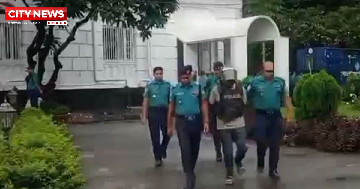 তিন মামলায় ১৭ আসামি ট্রাইব্যুনালে হাজির