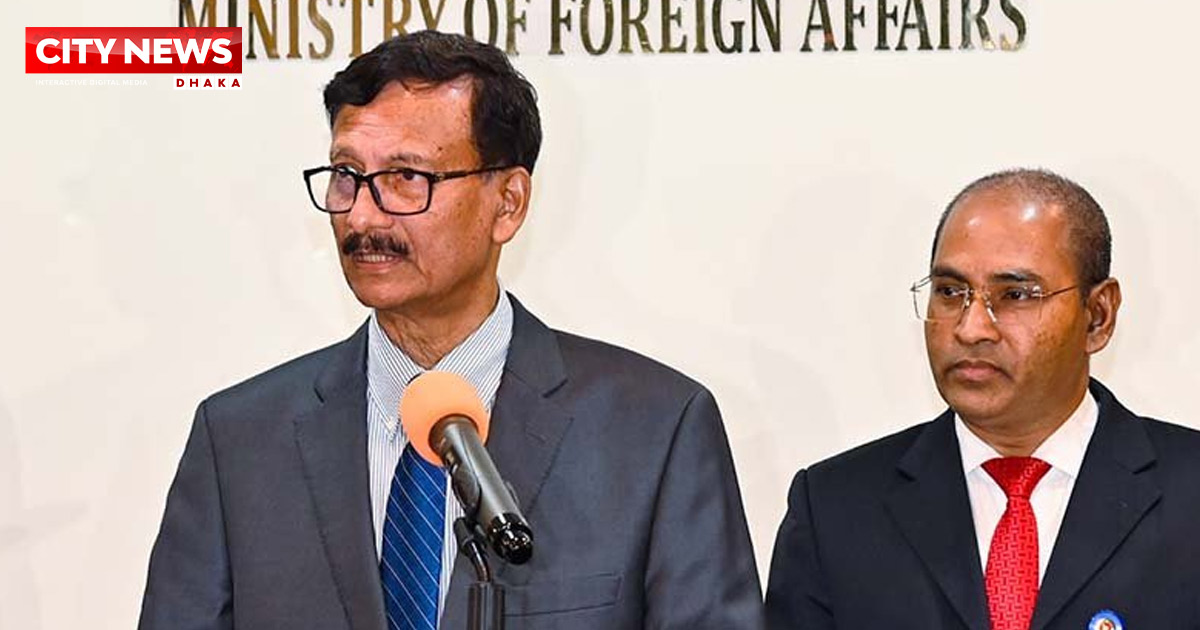 তারেক রহমান দেশে ফিরতে চাইলে সরকার সহযোগিতা করবে: পররাষ্ট্র উপদেষ্টা