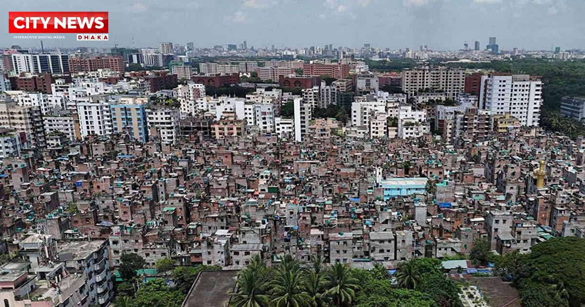 জেনেভা ক্যাম্পে ২ গ্রুপের সংঘর্ষ, ককটেল বিস্ফোরণে যুবক নিহত