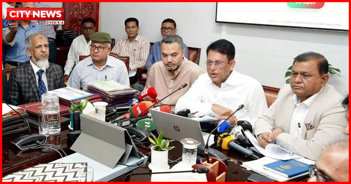 মন খুলে গান গাওয়া যায়, পরীক্ষায় নম্বর দেওয়া যায় না: শিক্ষামন্ত্রী