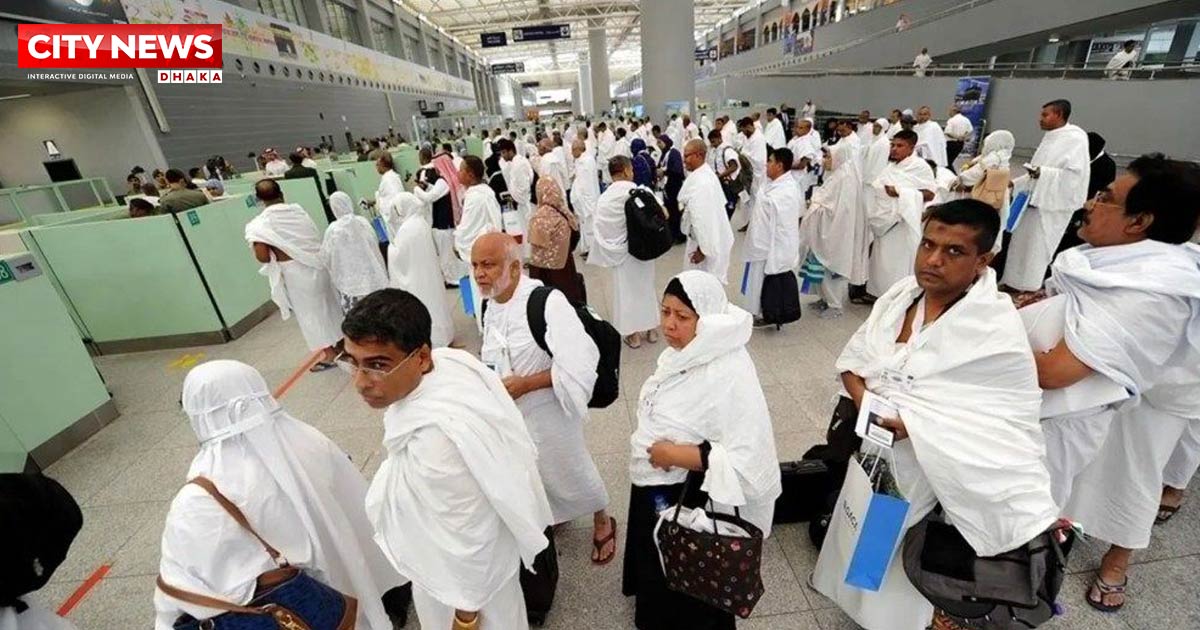 হজ শেষে দেশে ফিরেছেন ৬৫ হাজার ৫৭৩ হাজি