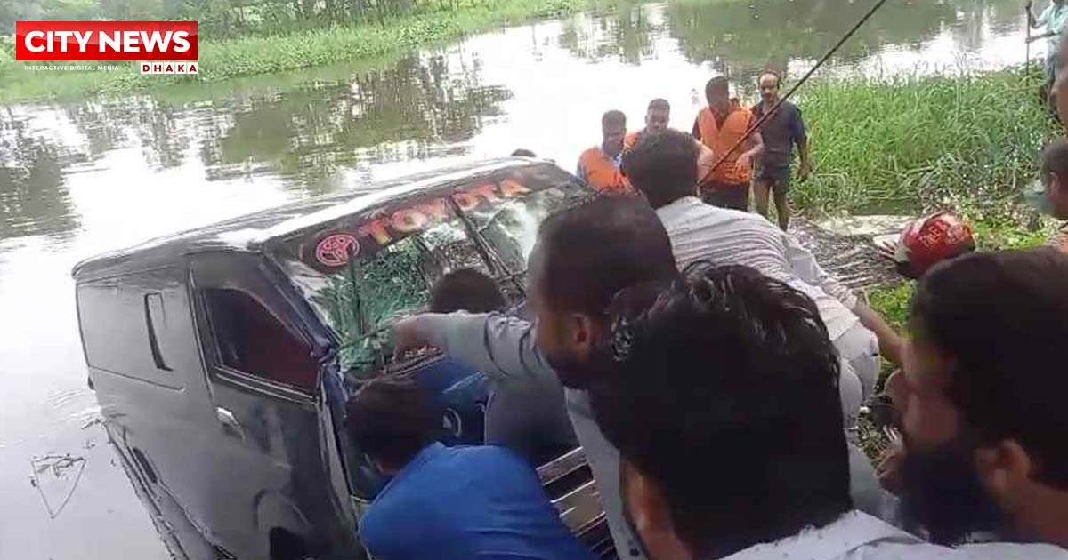 প্রবাসীকে আনতে গিয়ে একই পরিবারের ৭ জন নিহত