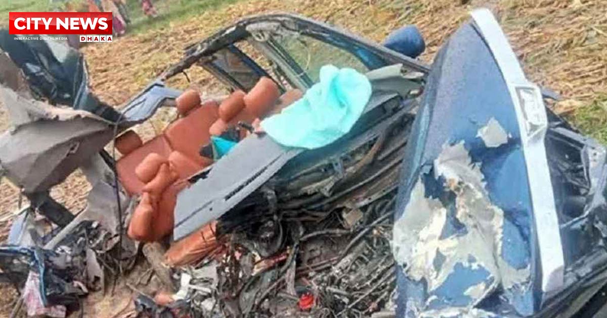 নাটোরের বড়াইগ্রামে ট্রাক-মাইক্রোবাস সংঘর্ষে নিহত ৬