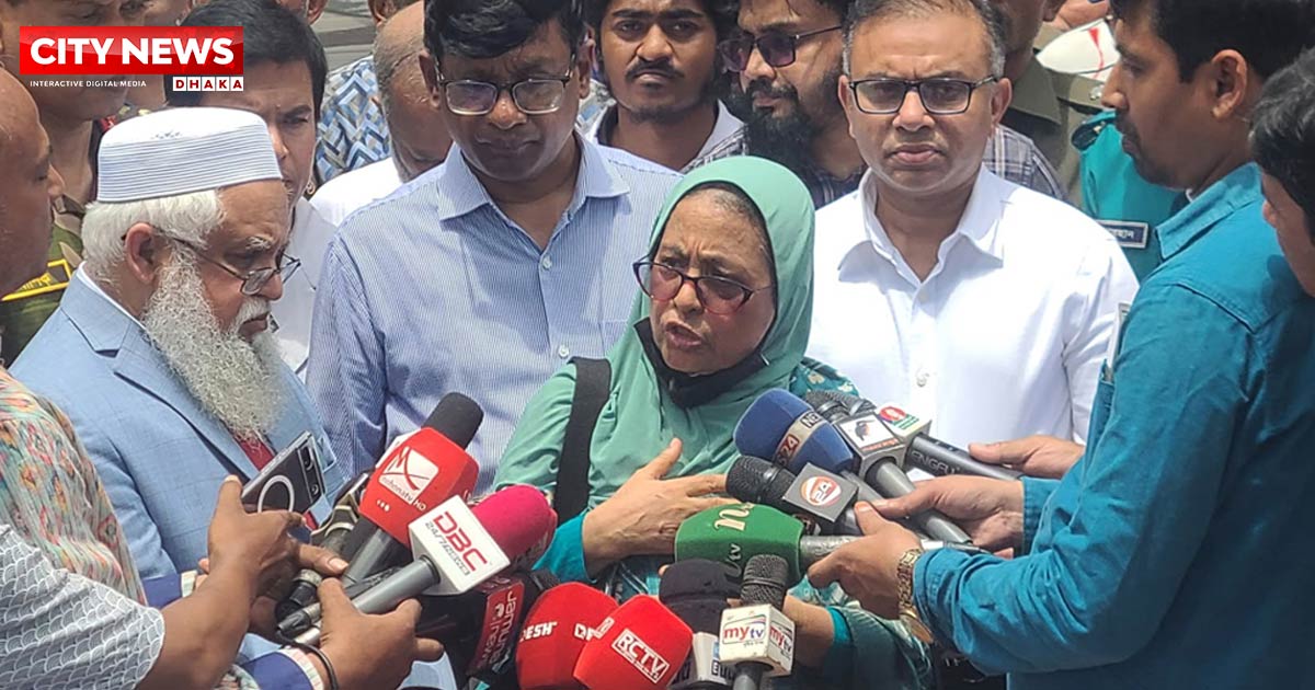 দেশের পরিবর্তন চাইলে আগে নিজেদের বদলাতে হবে: স্বাস্থ্য উপদেষ্টা