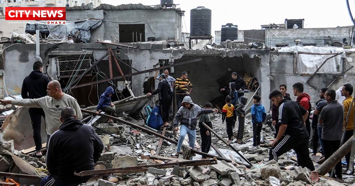 গাজায় একদিনে ইসরাইলি হামলায় নিহত ৪৭, অনাহারে ৭