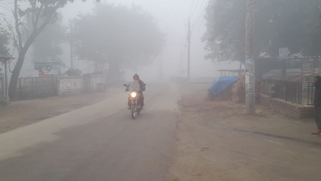 তেঁতুলিয়ায় বইছে মৃদু শৈত্য প্রবাহ, তাপমাত্রা ৮ ডিগ্রির ঘরে