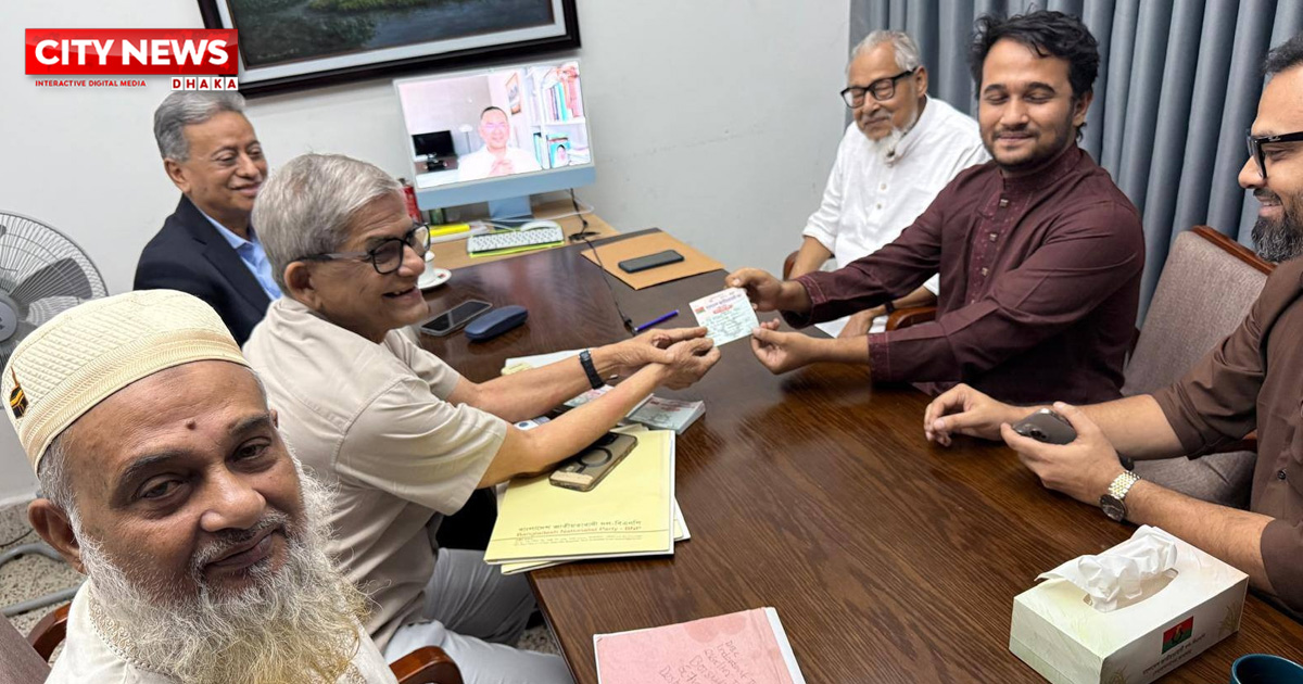 বিএনপির প্রাথমিক সদস্যপদ নিলেন মুগ্ধর ভাই স্নিগ্ধ