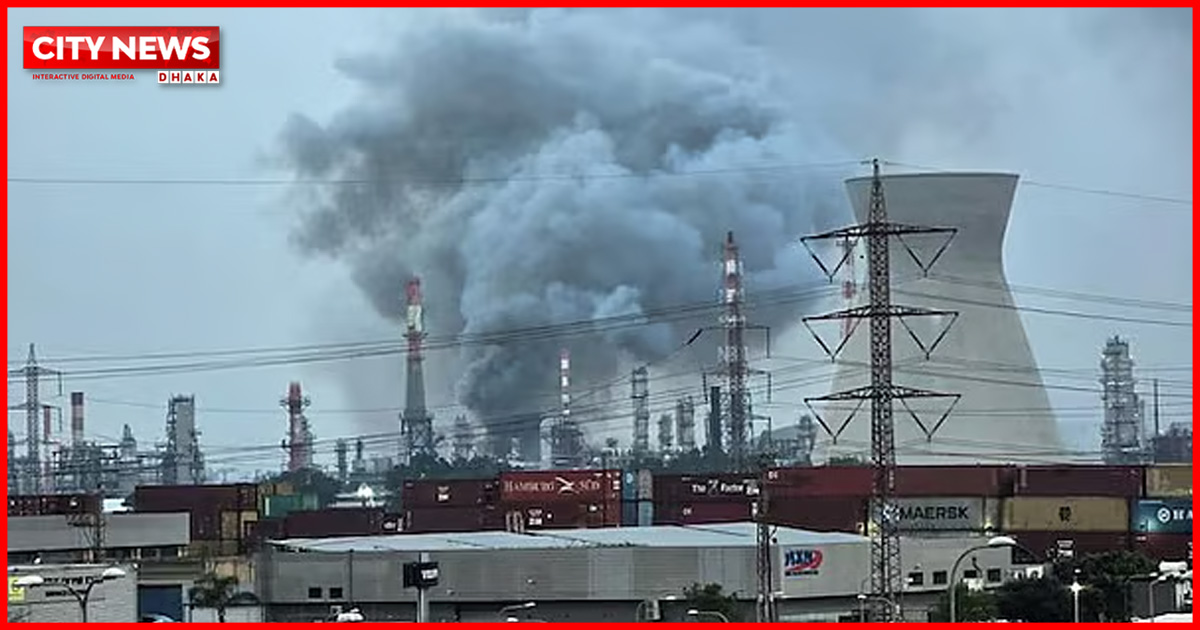 ইরানের ক্ষেপণাস্ত্র হামলায় ইসরায়েলের তেল শোধনাগারে অগ্নিকাণ্ড