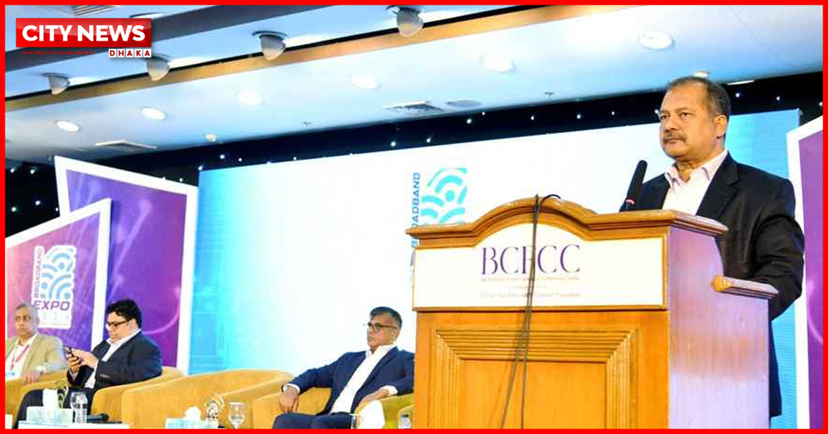 ‘অপতথ্যের হাত থেকে সুরক্ষা’ এখন নাগরিক অধিকার: তথ্যমন্ত্রী