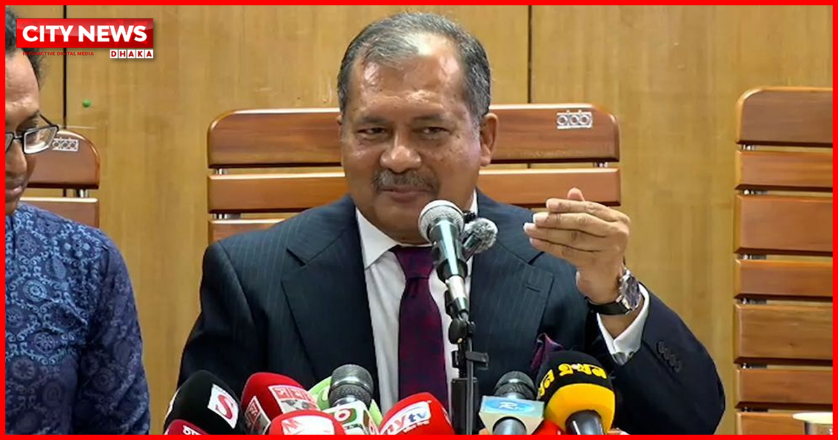 বর্তমানে সীমান্ত পাহারার চেয়েও সাইবার নিরাপত্তা গুরুত্বপূর্ণ: তথ্যমন্ত্রী