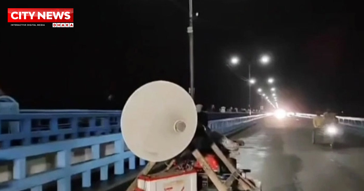 বিপৎসীমা ছাড়াল তিস্তা, নিরাপদ স্থানে যেতে মাইকিং