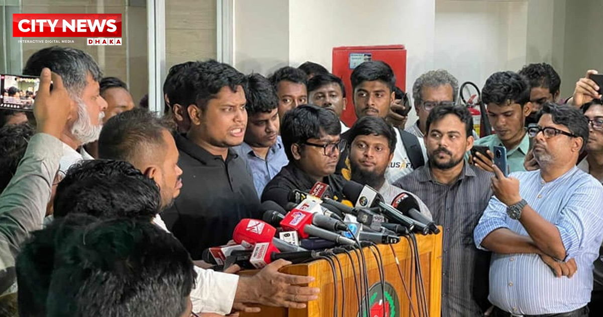 সন্ত্রাসের রাজনীতি করলে রুমিন ফারহানাদেরও ভারতে পাঠানো হবে: হাসনাত