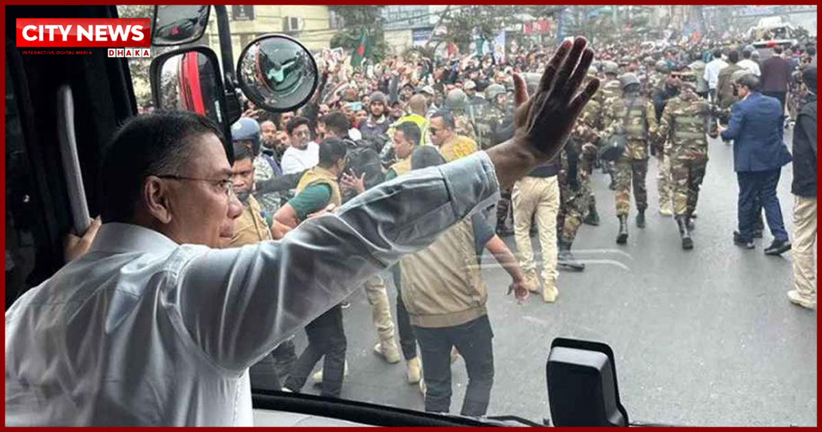 কড়া নিরাপত্তায় বিমানবন্দর ত্যাগ, সংবর্ধনাস্থলে যাচ্ছেন তারেক রহমান