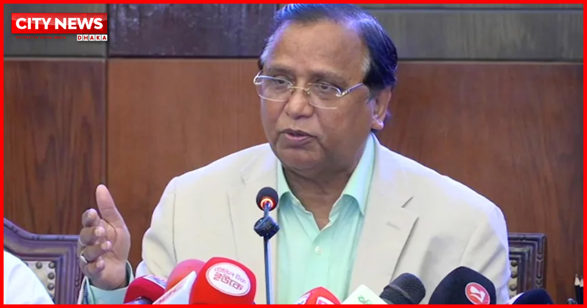 ‍‍`ঢাকায় জলাবদ্ধতার প্রধান কারণ পলিথিন, ব্যবহার না কমলে সংকট কাটবে না‍‍`