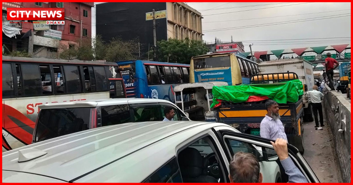 ৩ মহাসড়কে যানজট, ভোগান্তিতে যাত্রীরা