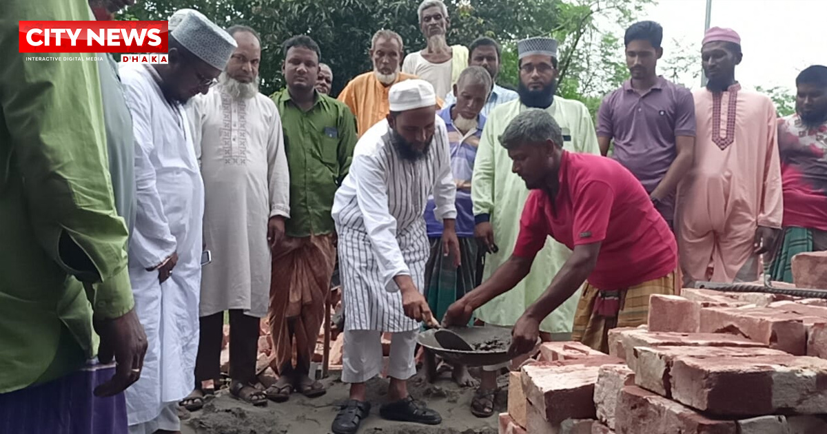 সুন্দরগঞ্জে মসজিদের উন্নয়ন কাজের উদ্বোধন