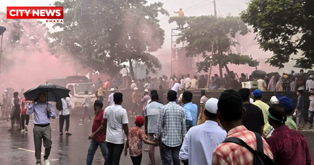 Fire erupts at July celebration in Manik Miah Ave, 10 injured