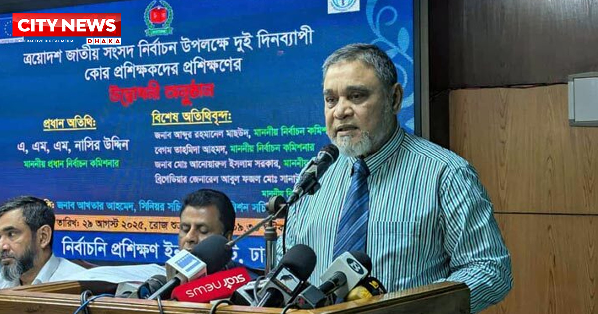 ভুয়া তথ্য প্রতিরোধের বার্তা সব জায়গায় পৌঁছে দিতে হবে: সিইসি