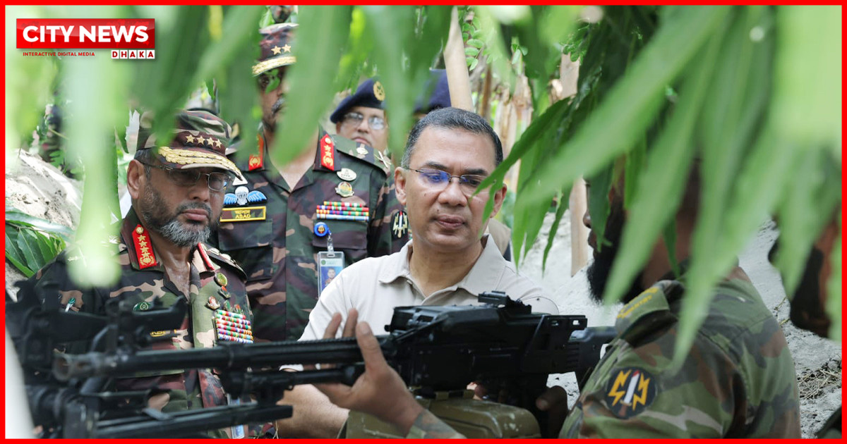 সেনাবাহিনীর গ্রীষ্মকালীন মহড়া আকস্মিক পরিদর্শনে প্রধানমন্ত্রী