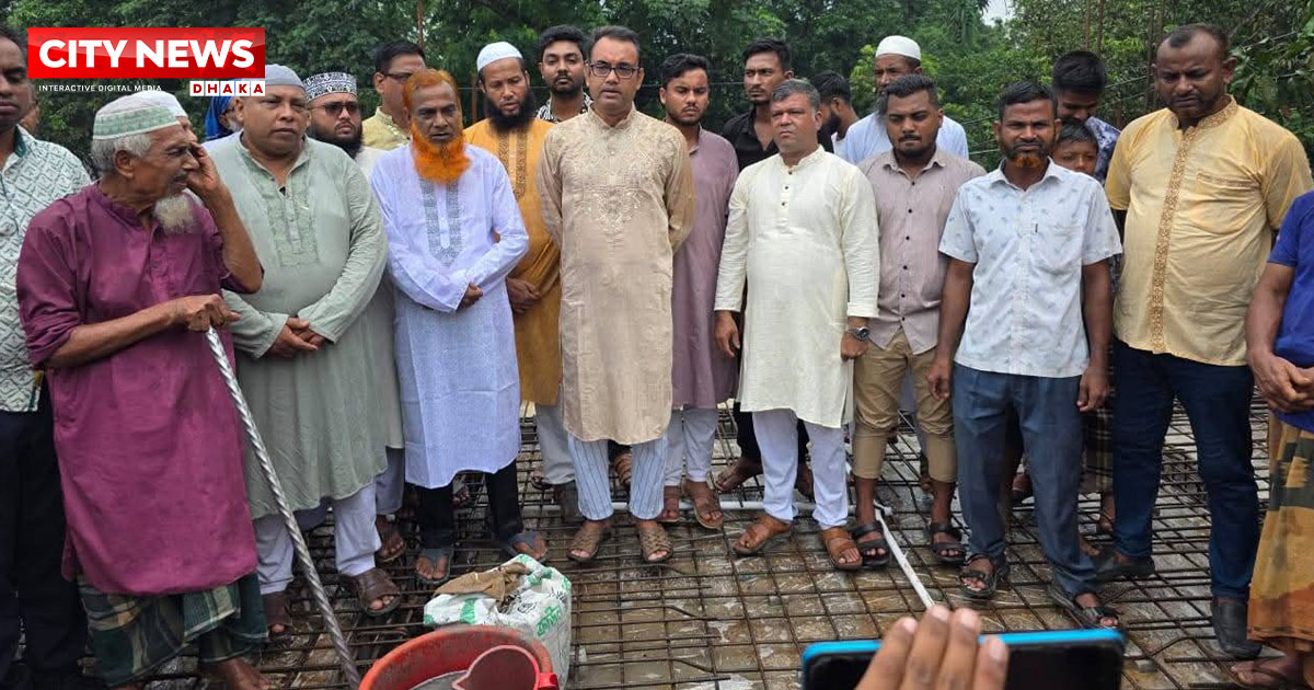 সুন্দরগঞ্জে তিন মসজিদ পরিদর্শন, উন্নয়নের প্রতিশ্রুতি দিলেন সিন্টু সরদার