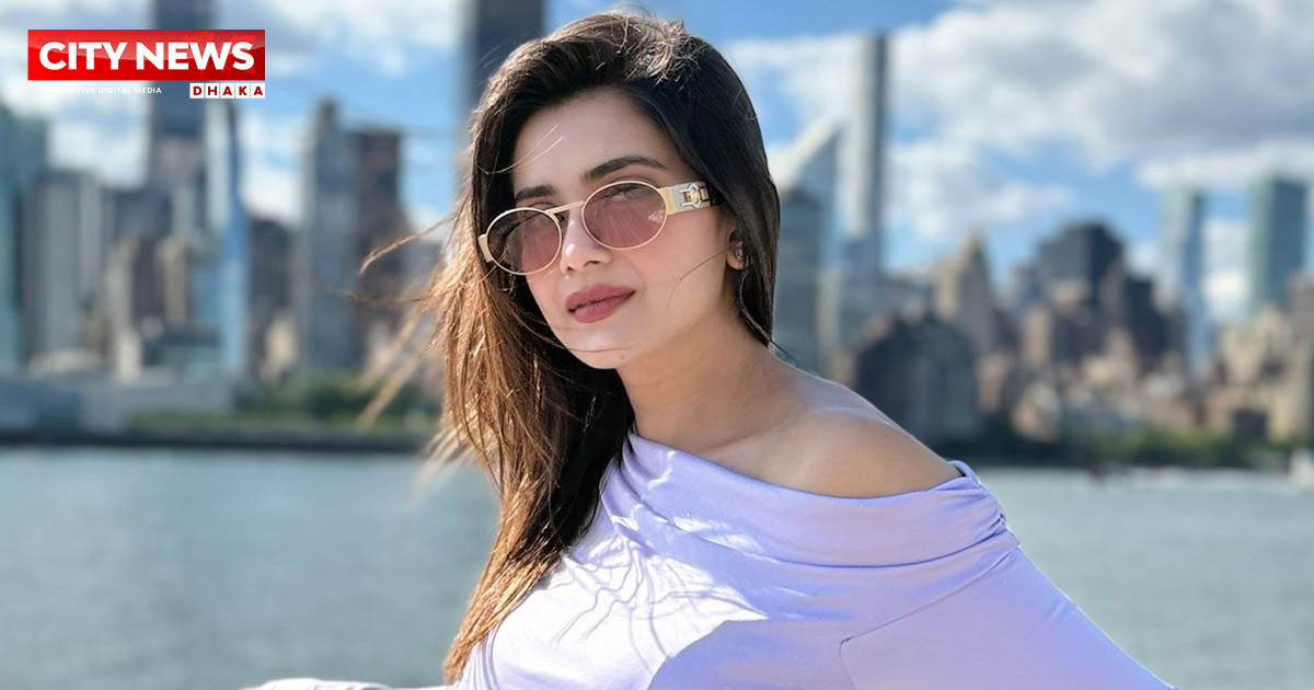 ভক্তদের সুখবর দিলেন তানজিন তিশা