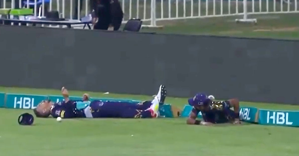 এবার আঘাত পেয়ে মাঠের বাইরে ডু প্লেসিস