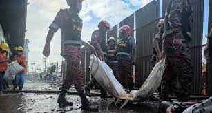 ২৫ পরিবার দাবি করছে ১২ মরদেহের!