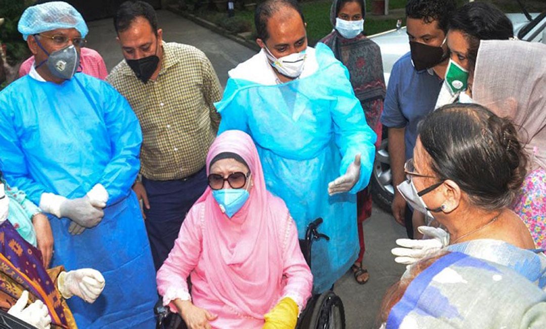 আজ করোনার টিকা নেবেন খালেদা জিয়া