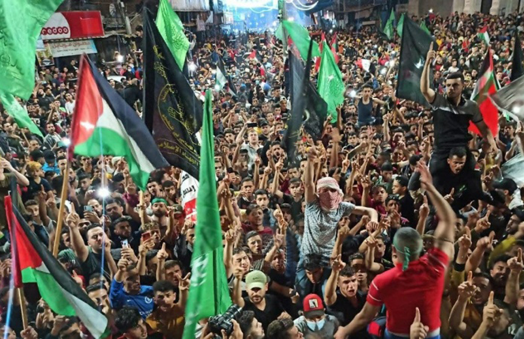 আতশবাজিতে আলোকিত ফিলিস্তিনের আকাশ, বিজয় মিছিল