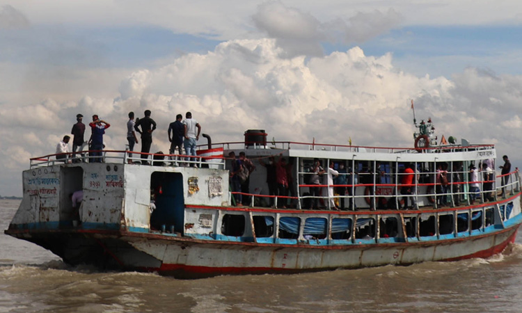 বাংলাবাজার-শিমুলিয়া রুটে ফের লঞ্চ চলাচল শুরু