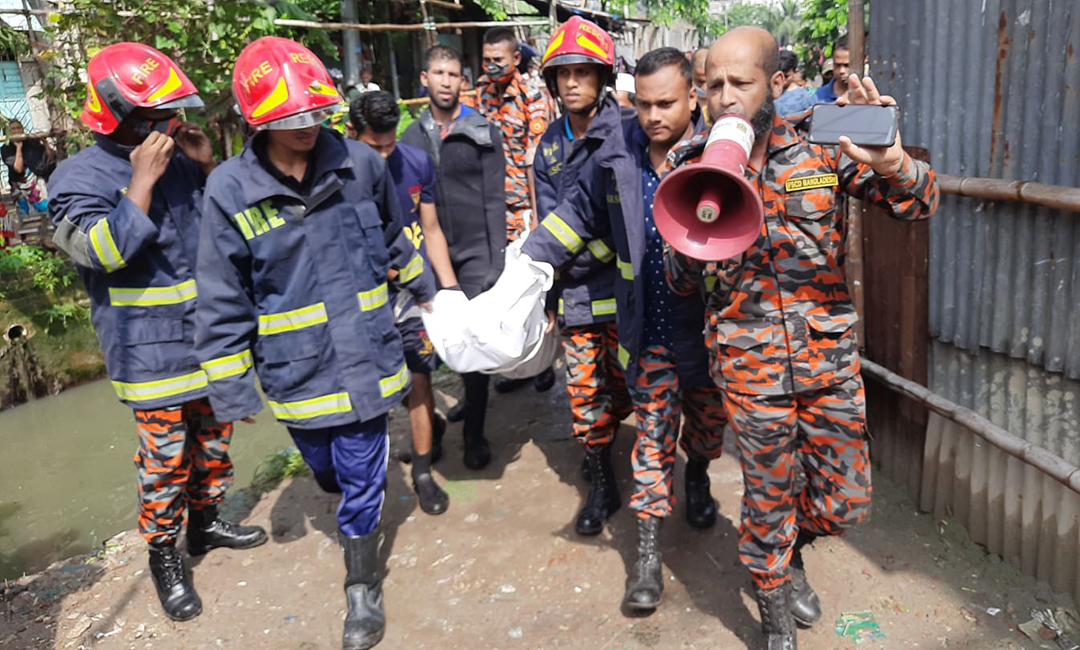 বাসাবো খালে পড়া সেই যুবকের মরদেহ উদ্ধার
