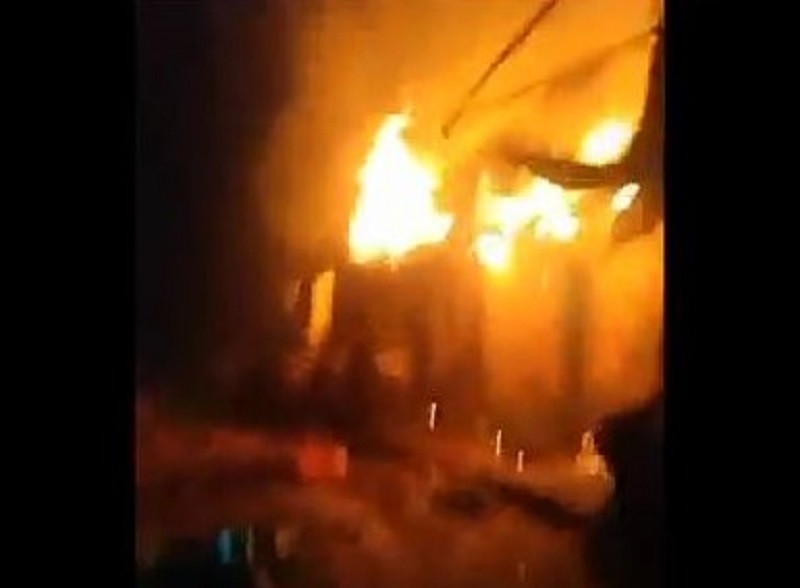 বেগমগঞ্জে পুড়ে ছাই ২৫ দোকান