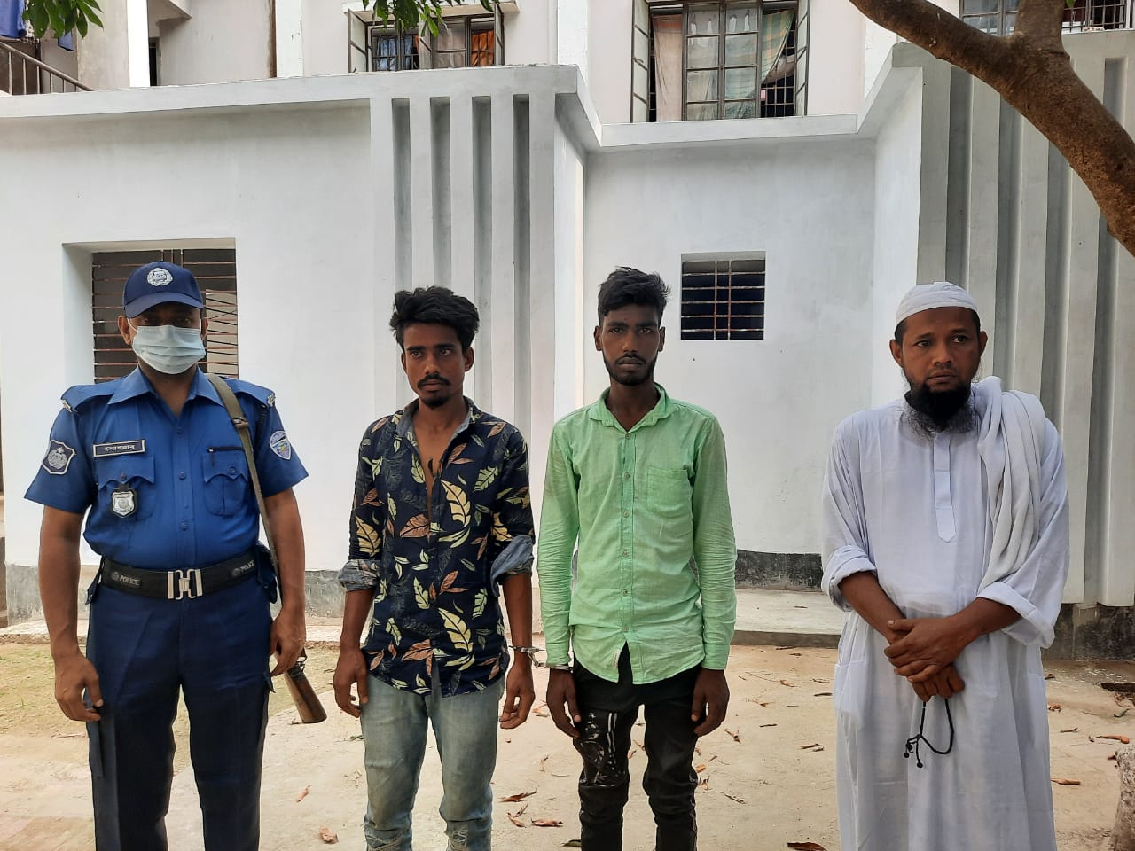 ব্রাহ্মণবাড়িয়ায় তাণ্ডব : আরও ছয়জনসহ ৩৯৮ জন গ্রেফতার