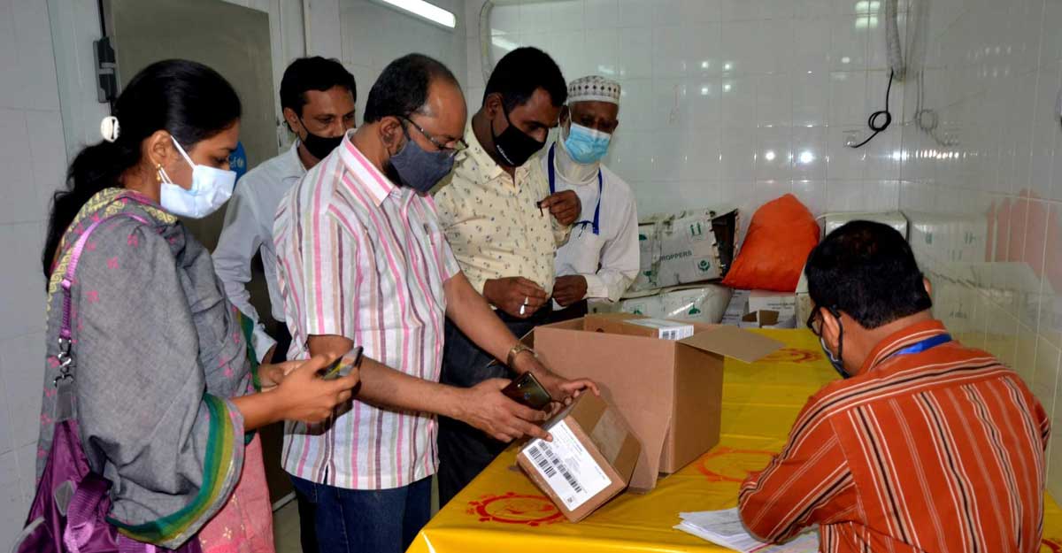 চট্টগ্রামে পৌঁছেছে টিকার ১ লাখ ৮৪ হাজার ডোজ