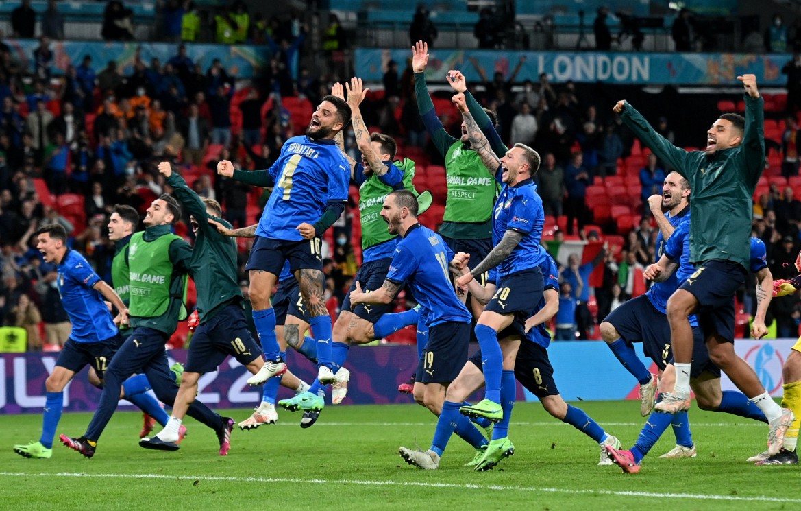 ইংল্যান্ডের স্বপ্ন ভেঙে ইউরোর চ্যাম্পিয়ন ইতালি