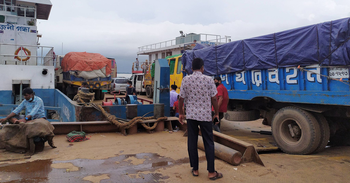 পাটুরিয়া ফেরিঘাট স্বাভাবিক, পারাপারে নেই ভোগান্তি