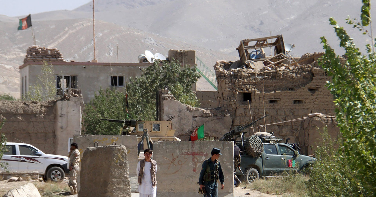 কাবুল কারাগার থেকে বের হলেন তিন বাংলাদেশি