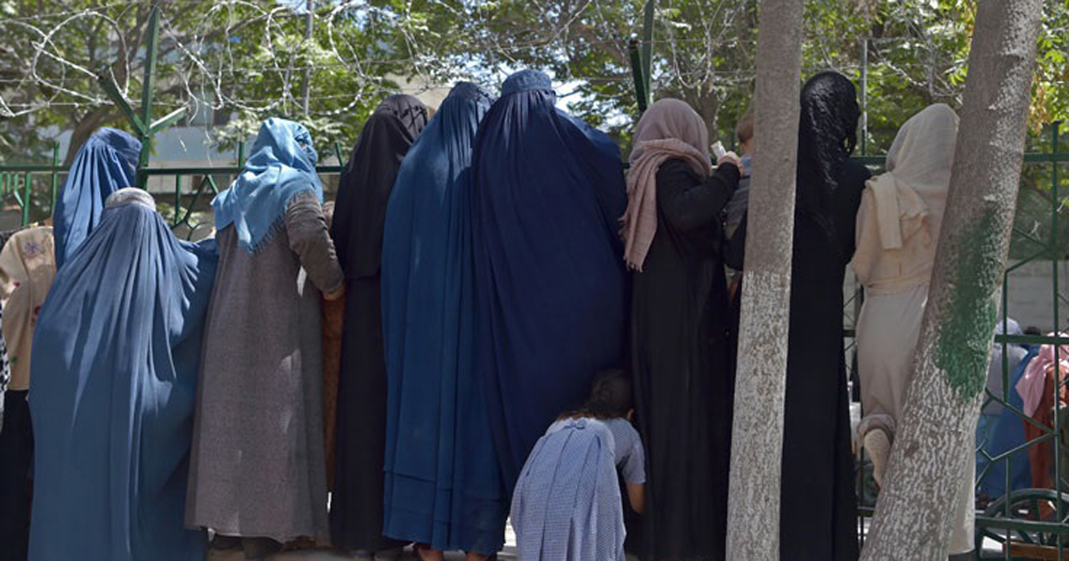 ‘আমরা আর আমেরিকানদের মুখ দেখতে চাই না’