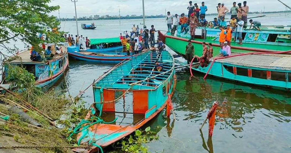 ডুবে যাওয়া ট্রলার ৪২ ঘণ্টা পর উদ্ধার