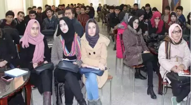 ছেলে-মেয়েদের একসঙ্গে পাঠদানে নিষেধাজ্ঞা তালেবানের