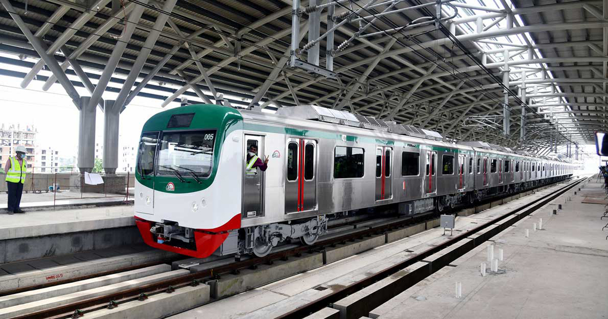 মেট্রোরেলে কারওয়ান বাজার-মতিঝিল ভাড়া ১২ টাকা