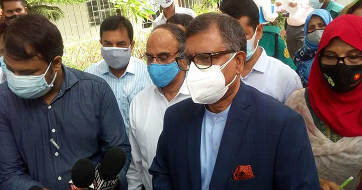 ১৮ বছরের নিচে শিক্ষার্থীরা পাবে ফাইজার-মডার্নার টিকা