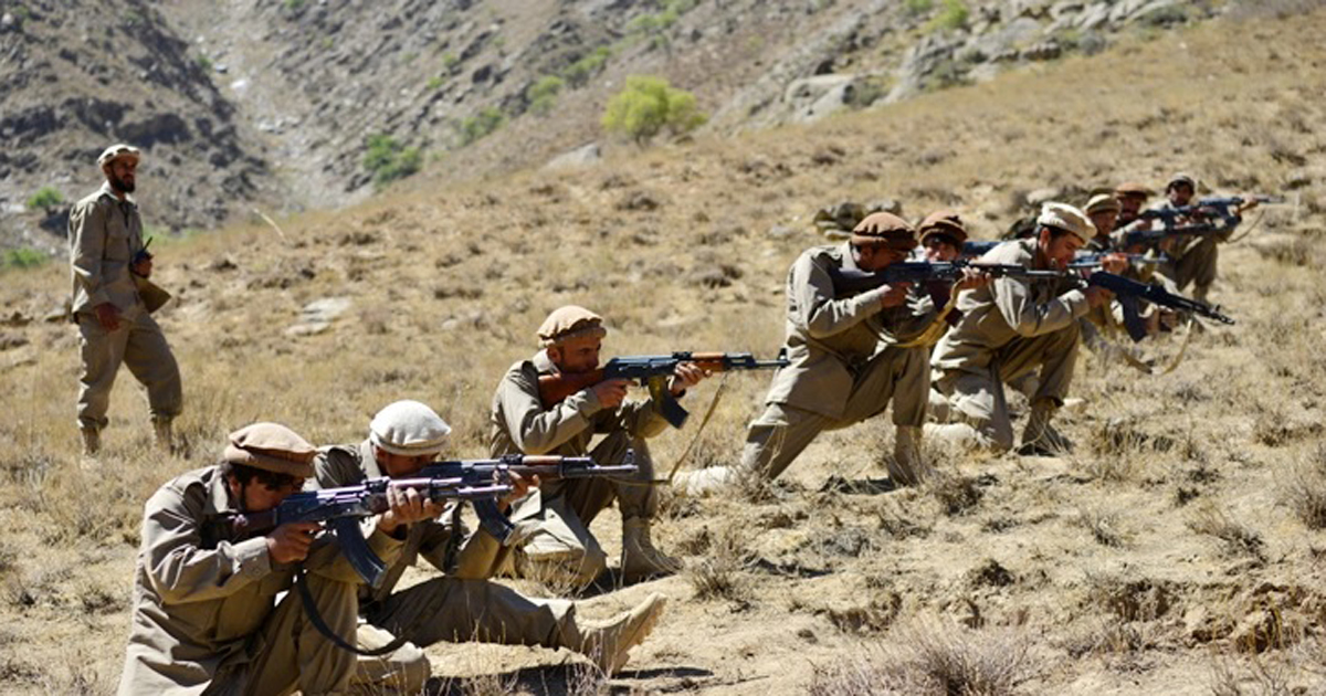 পাঞ্জশিরের বাসিন্দারা ঘরবাড়ি ছেড়ে পালাচ্ছেন