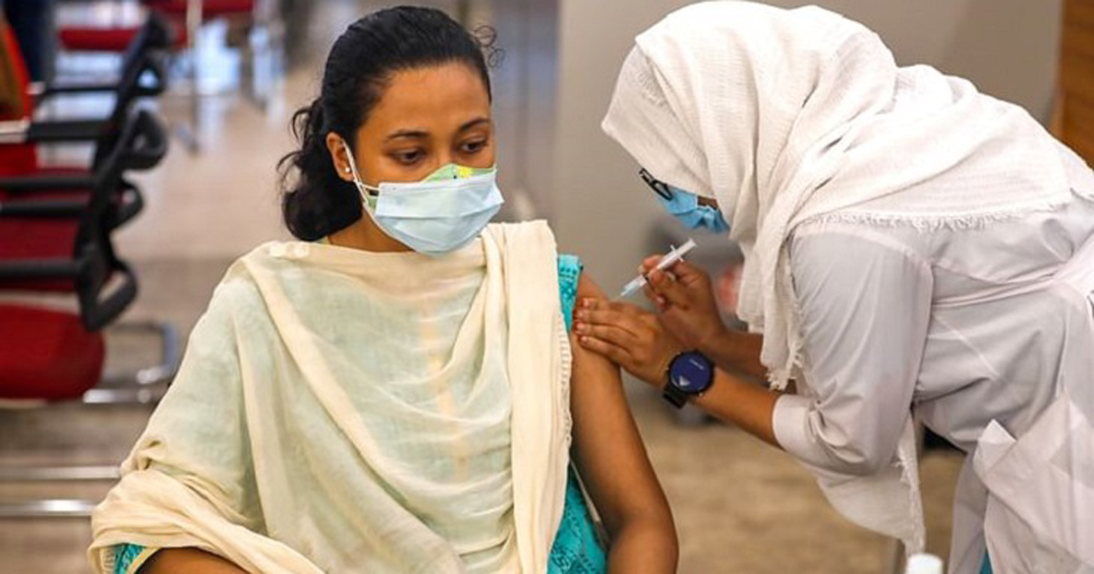 চলছে গণটিকার দ্বিতীয় ডোজ