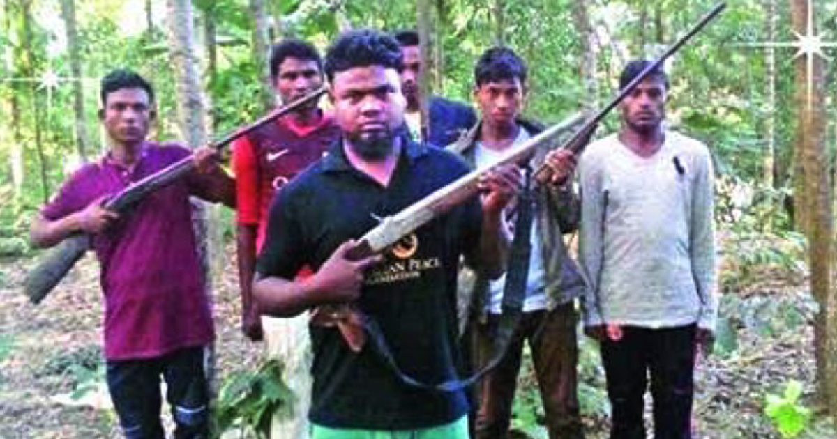 রোহিঙ্গা শিবিরগুলোতে বেড়েই চলেছে অরাজকতা