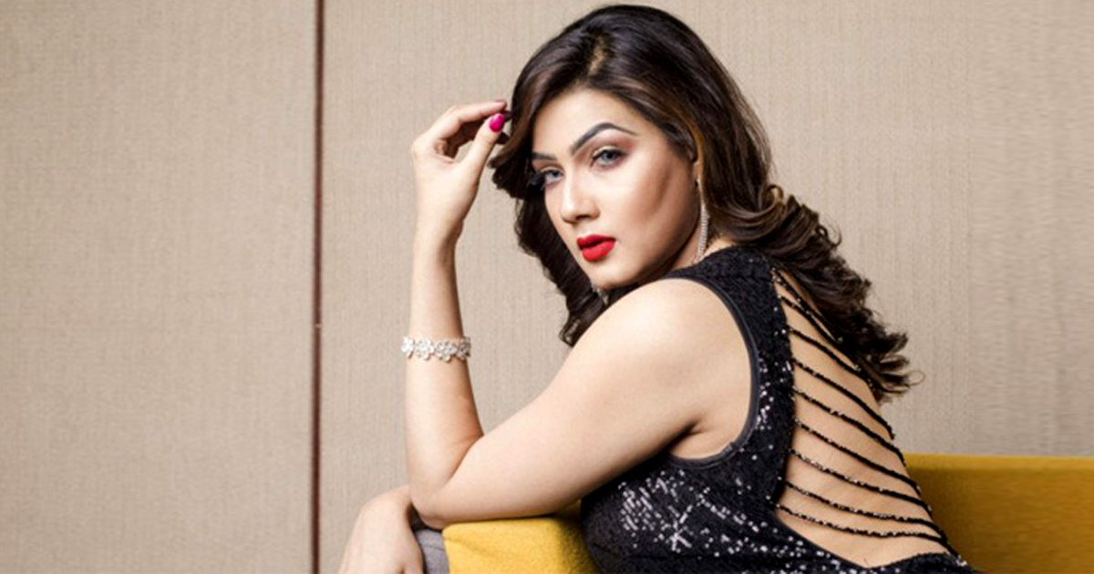 ‘তুমি না থাকার শোক অন্য কাউকে নিয়ে ভাবতে দেয় না’