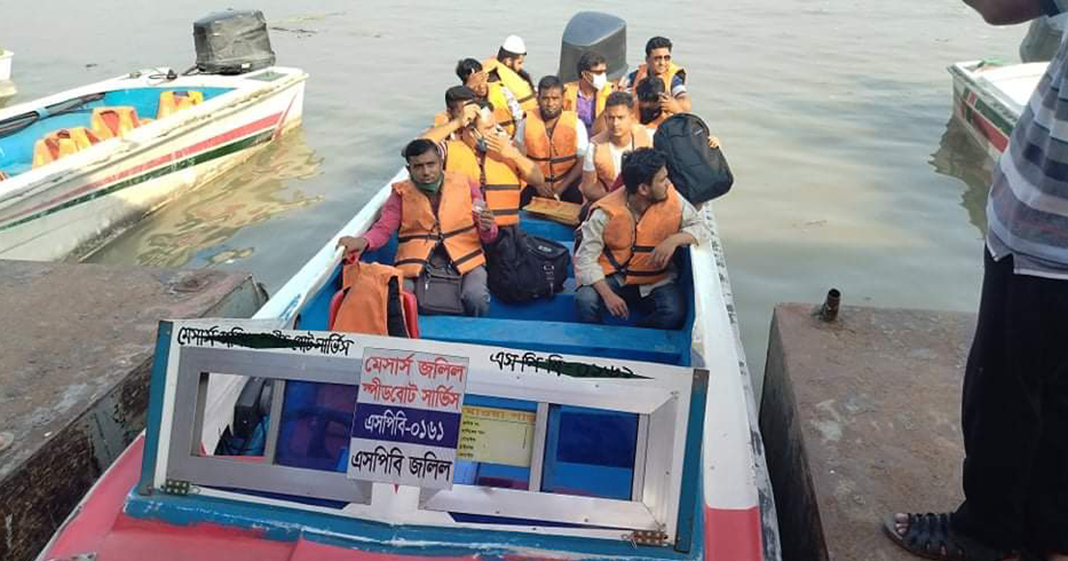 ৫ মাস পর বাংলাবাজার-শিমুলিয়া রুটে স্পিডবোট চালু