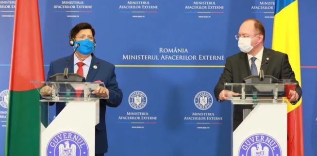 বাংলাদেশকে ২ লাখ টিকা দেবে রোমানিয়া